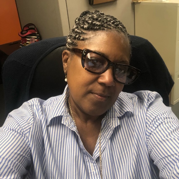 Meet your Posher, Rhuvette - Picture 1 of 1